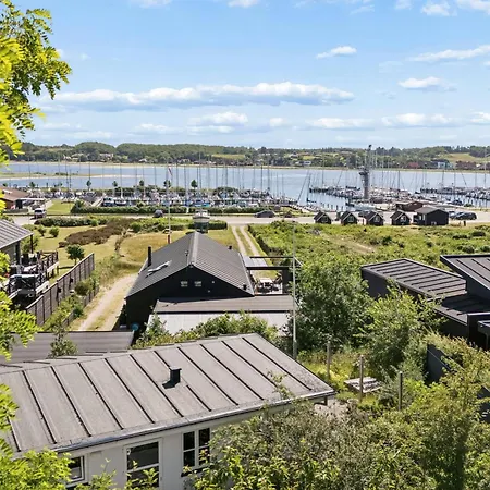 Feriehus Fjordutsikt Og Ferie Nær Vannet *