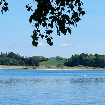 Fjord Views And Comfort By The Water 펜션